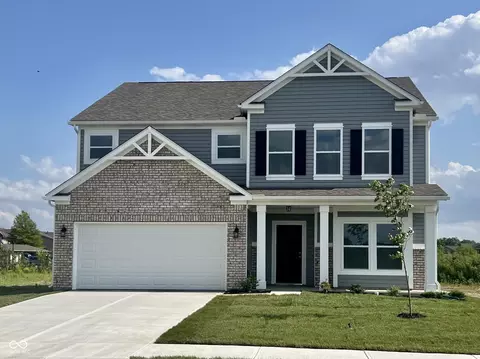 2370 N Liberty Lakes Dr, Greensburg, IN 47240