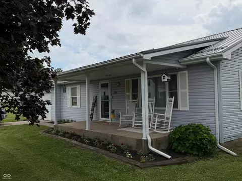 230 N Main St, Marshall, IN 47859