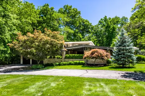 8111 N Meridian St, Indianapolis, IN 46260