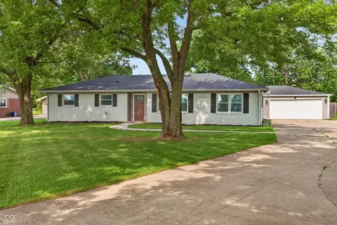 670 Griffith Rd, Greenwood, IN 46143