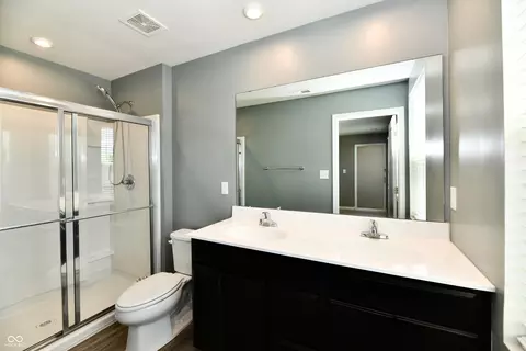 Bath - 9739 Oak Grove Dr, Pendleton, IN 46064 photo 1 of 3