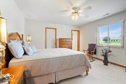Bedroom - 109 Bay Ridge Dr, Pendleton, IN 46064 photo 2 of 4