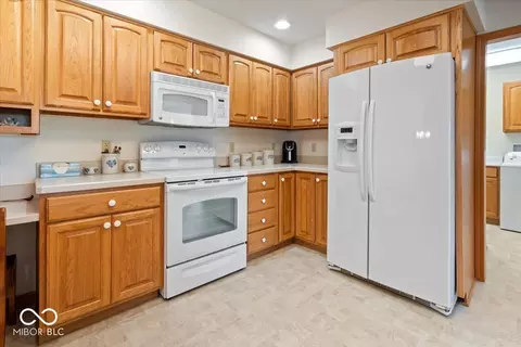 Kitchen - 109 Bay Ridge Dr, Pendleton, IN 46064 photo 4 of 6
