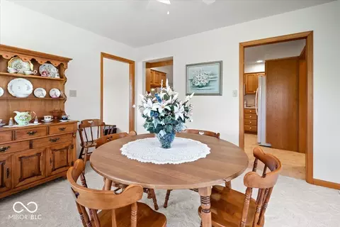 Dining - 109 Bay Ridge Dr, Pendleton, IN 46064 photo 3 of 3