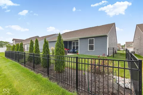 Exterior - 9832 Olympic Blvd, Pendleton, IN 46064 photo 7 of 7