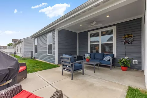 Exterior - 9832 Olympic Blvd, Pendleton, IN 46064 photo 5 of 7
