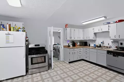 Kitchen - 5 E Jefferson St, Maxwell, IN 46154 photo 3 of 4