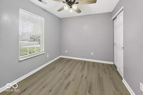Bedroom - 910 Stonehurst Dr, Franklin, IN 46131 photo 5 of 5