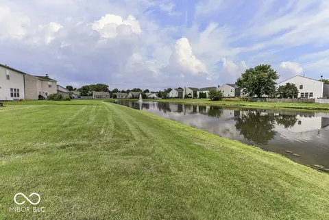 Other - 910 Stonehurst Dr, Franklin, IN 46131 photo 10 of 11