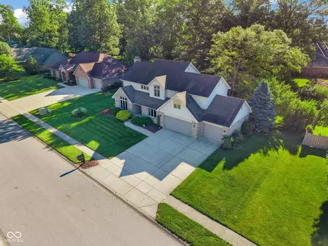 View/Area - 2655 Schoolmaster Dr, Plainfield, IN 46168 photo 3 of 10