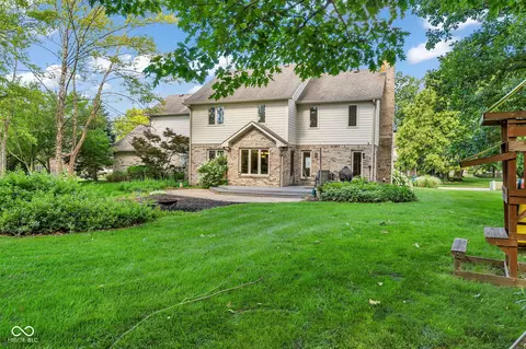 Exterior - 2655 Schoolmaster Dr, Plainfield, IN 46168 photo 3 of 18