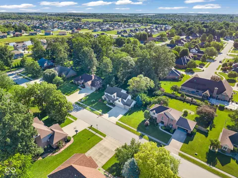 View/Area - 2655 Schoolmaster Dr, Plainfield, IN 46168 photo 5 of 10