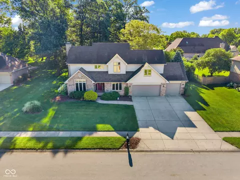 View/Area - 2655 Schoolmaster Dr, Plainfield, IN 46168 photo 2 of 10