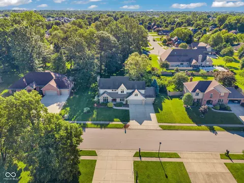 View/Area - 2655 Schoolmaster Dr, Plainfield, IN 46168 photo 4 of 10