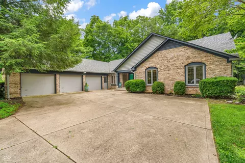 6992 Forest Ridge Ct, Plainfield, IN 46168