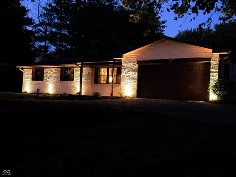 3063 Jay Dee Ln, Greenwood, IN 46143