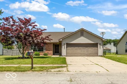 11904 Hartland Dr, Indianapolis, IN 46229