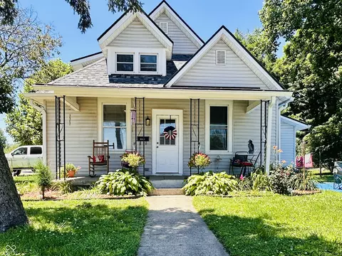 390 S Grant St, Martinsville, IN 46151