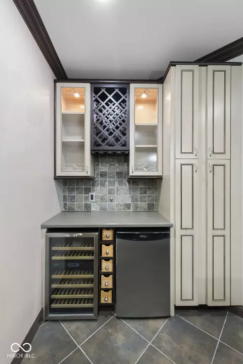 Kitchen - 2430 Crossfields Ct, Carmel, IN 46032 photo 7 of 8