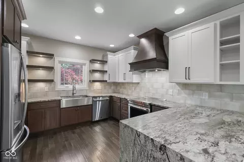 Kitchen - 2430 Crossfields Ct, Carmel, IN 46032 photo 4 of 8
