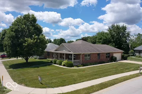 200 Locust, Mooresville, IN 46158