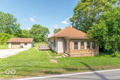 1230 N Blue Bluff Rd, Martinsville, IN 46151