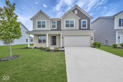 10033 Rosalee Dr, Noblesville, IN 46060