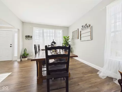 Dining - 6342 S Cabriolet Way, Pendleton, IN 46064 photo 3 of 4
