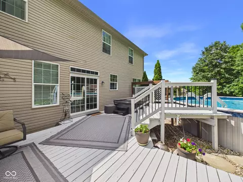 Exterior - 6342 S Cabriolet Way, Pendleton, IN 46064 photo 6 of 10