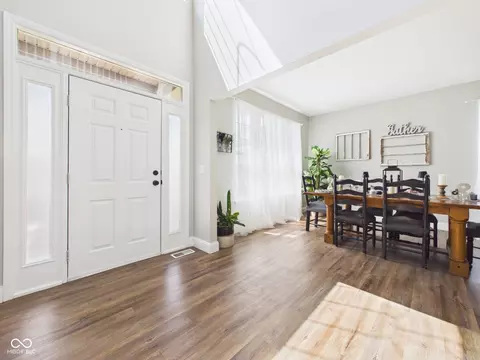 Entry Way - 6342 S Cabriolet Way, Pendleton, IN 46064 photo 1 of 4