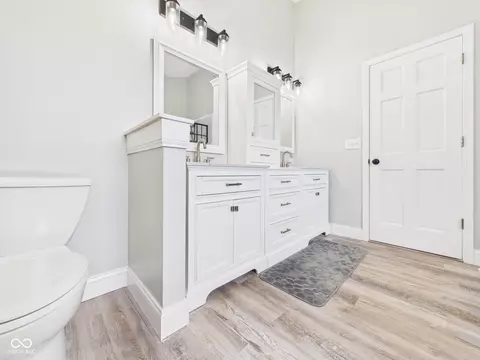 Bath - 6342 S Cabriolet Way, Pendleton, IN 46064 photo 3 of 4
