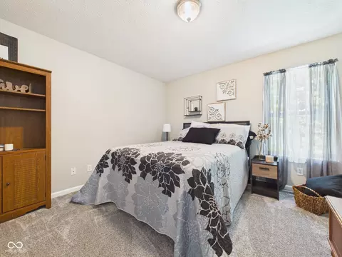 Bedroom - 6342 S Cabriolet Way, Pendleton, IN 46064 photo 8 of 11