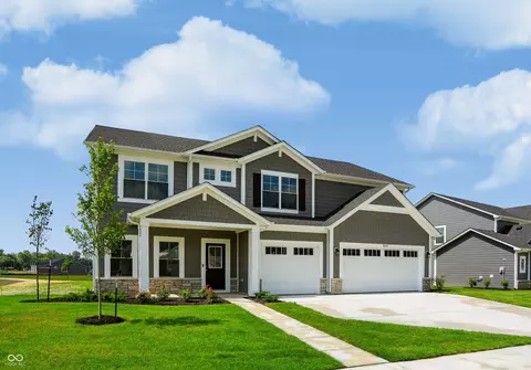 8657 Meadowlands Ct, Plainfield, IN 46168