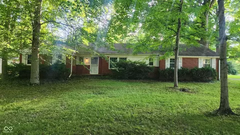 9246 Westfield Blvd, Indianapolis, IN 46240