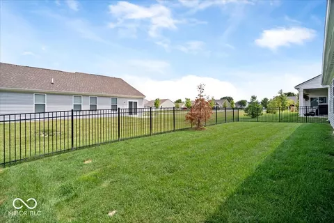 Exterior - 9828 Canyon Ln, Pendleton, IN 46064 photo 7 of 9