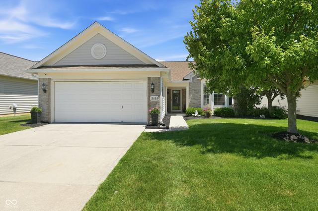 12897 Oxbridge Pl, Fishers, IN 46037