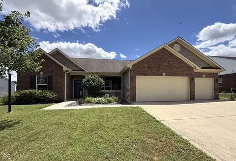 6787 Wilmot Ln, Avon, IN 46123
