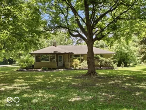 2705 W 44th St, Indianapolis, IN 46228