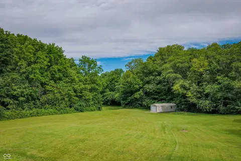 Exterior - 4200 N County Road 1000 E, Hope, IN 47246 photo 5 of 7