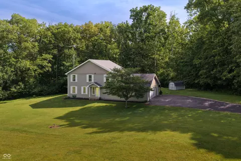 4200 N County Road 1000 E, Hope, IN 47246