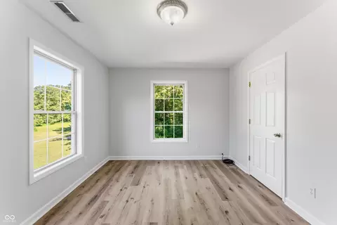 Bedroom - 4200 N County Road 1000 E, Hope, IN 47246 photo 2 of 4