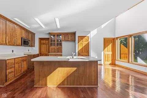 Kitchen - 4200 N County Road 1000 E, Hope, IN 47246 photo 1 of 4