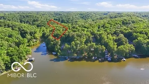 7746 N Tunnel Rd, Unionville, IN 47468