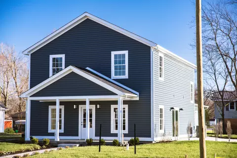 20 E Main St, Markleville, IN 46056