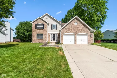420 Paddock Rd, Greenwood, IN 46142