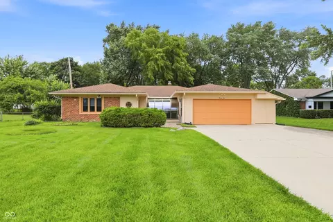 26 W Hill Valley Dr, Indianapolis, IN 46217