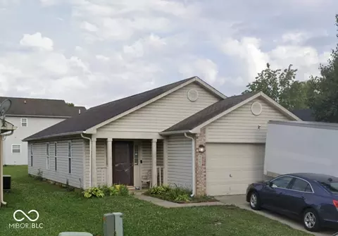 4262 Village Bend Dr, Indianapolis, IN 46254