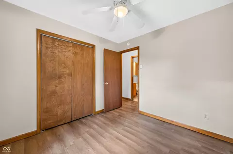 Bedroom - 2231 Mapleton Ct, Columbus, IN 47201 photo 6 of 6