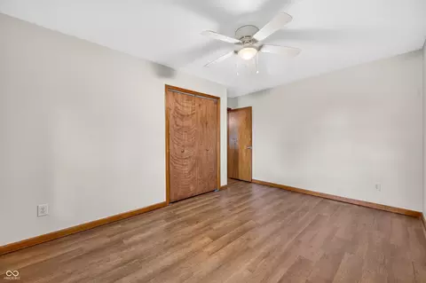 Bedroom - 2231 Mapleton Ct, Columbus, IN 47201 photo 3 of 6