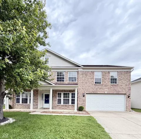 417 Legacy Blvd, Greenwood, IN 46143